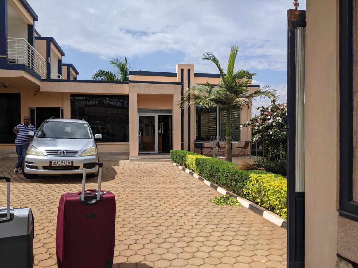 Ikaze B&B Kigali Dış mekan fotoğraf