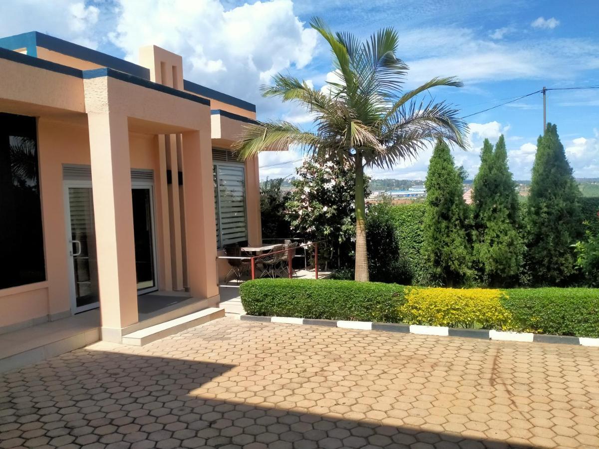 Ikaze B&B Kigali Dış mekan fotoğraf