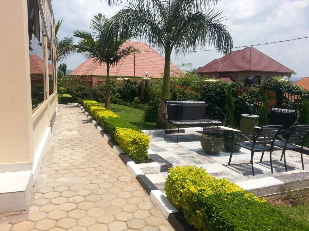 Ikaze B&B Kigali Dış mekan fotoğraf