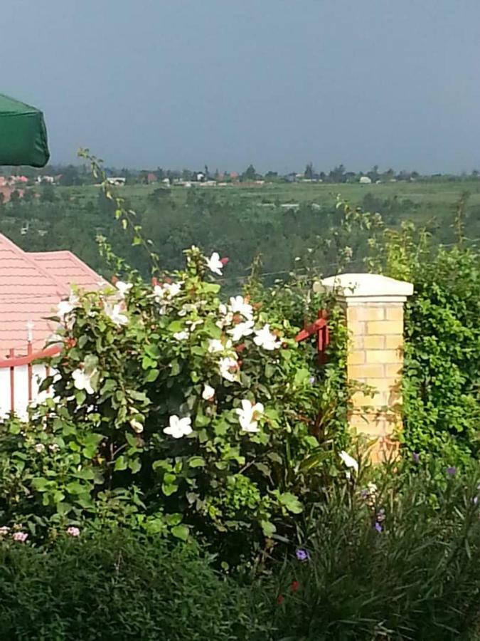 Ikaze B&B Kigali Dış mekan fotoğraf